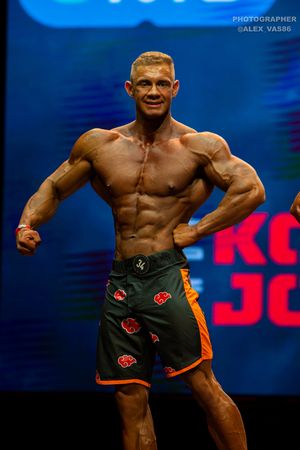 MEN'S PHYSIQUE 179